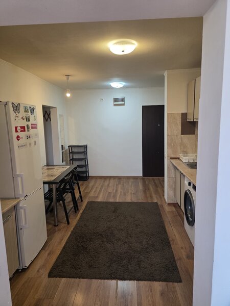 Piata Rahova, chiar pe strada Croitoru Vasile, intersectie Calea Rahova